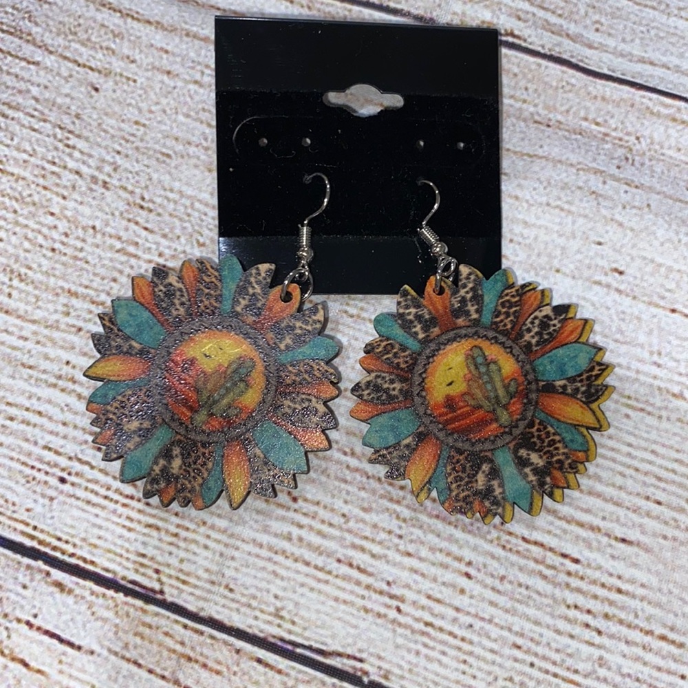 Women’s earrings